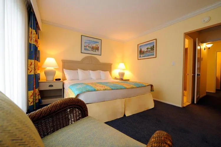 Image 1 of Bay View Suites Paradise Island