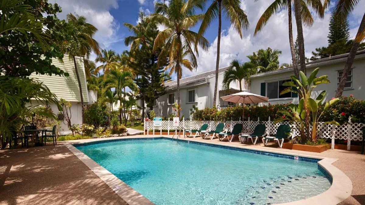 Image 2 of Bay View Suites Paradise Island