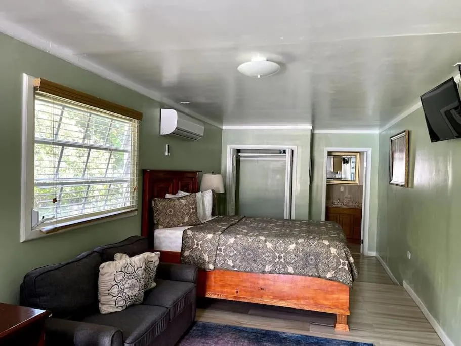 Image 2 of Dawson’s Hideaway