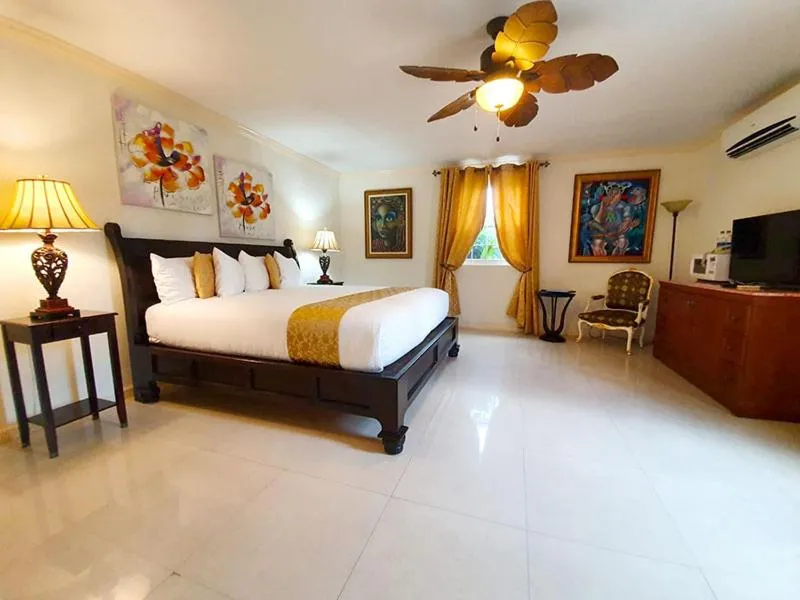 Image 1 of Ocean West Boutique Hotel