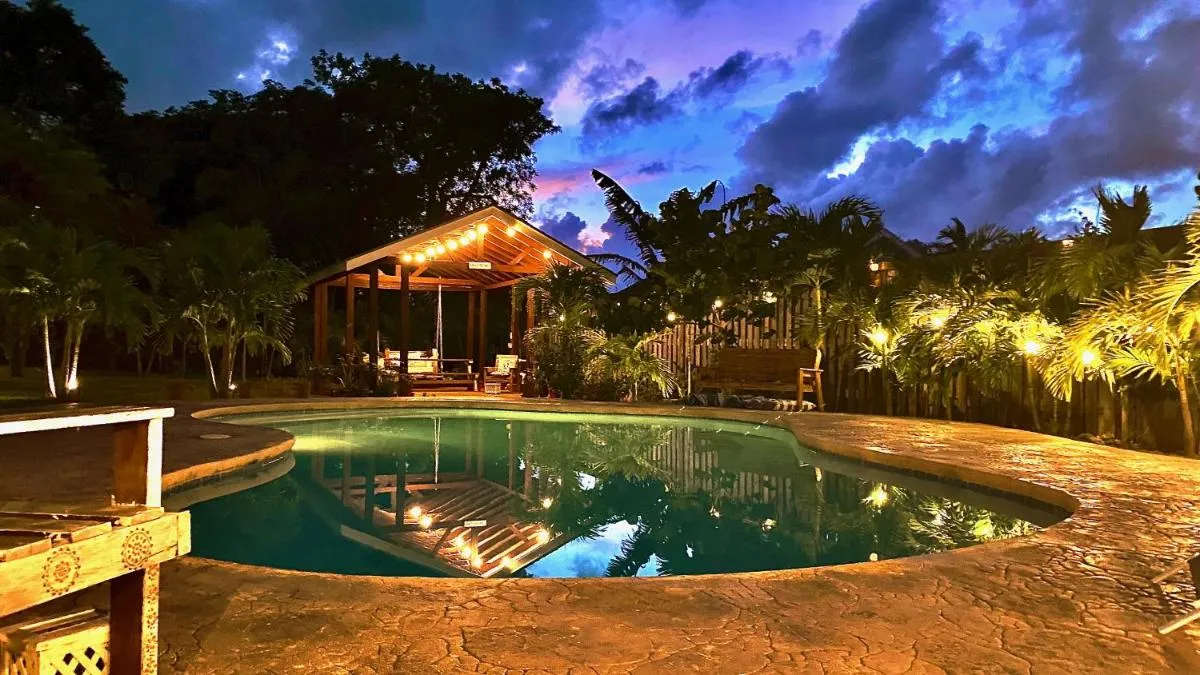 Image of Seaside Family Oasis, King Bed, Private Pool, with Car