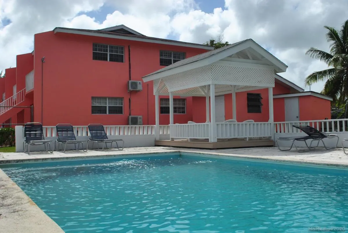 Image 1 of Tropical Hideaway