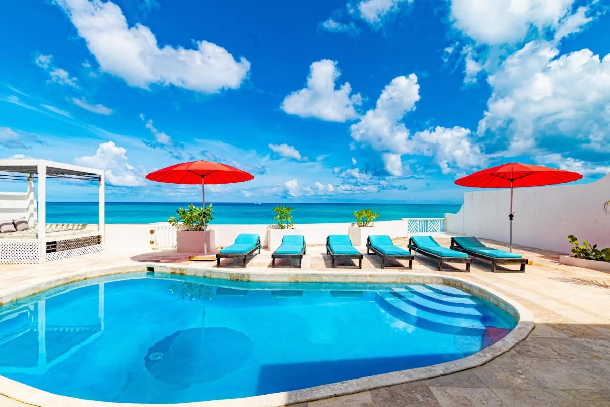 Image 4 of Caprice 7 -Oceanfront Villa – Gated Community with Pool