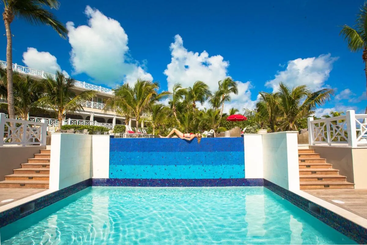 Image 2 of Coral Sands Inn & Cottages
