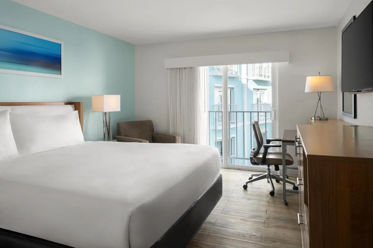 Image 1 of Courtyard by Marriott Nassau Downtown/Junkanoo Beach