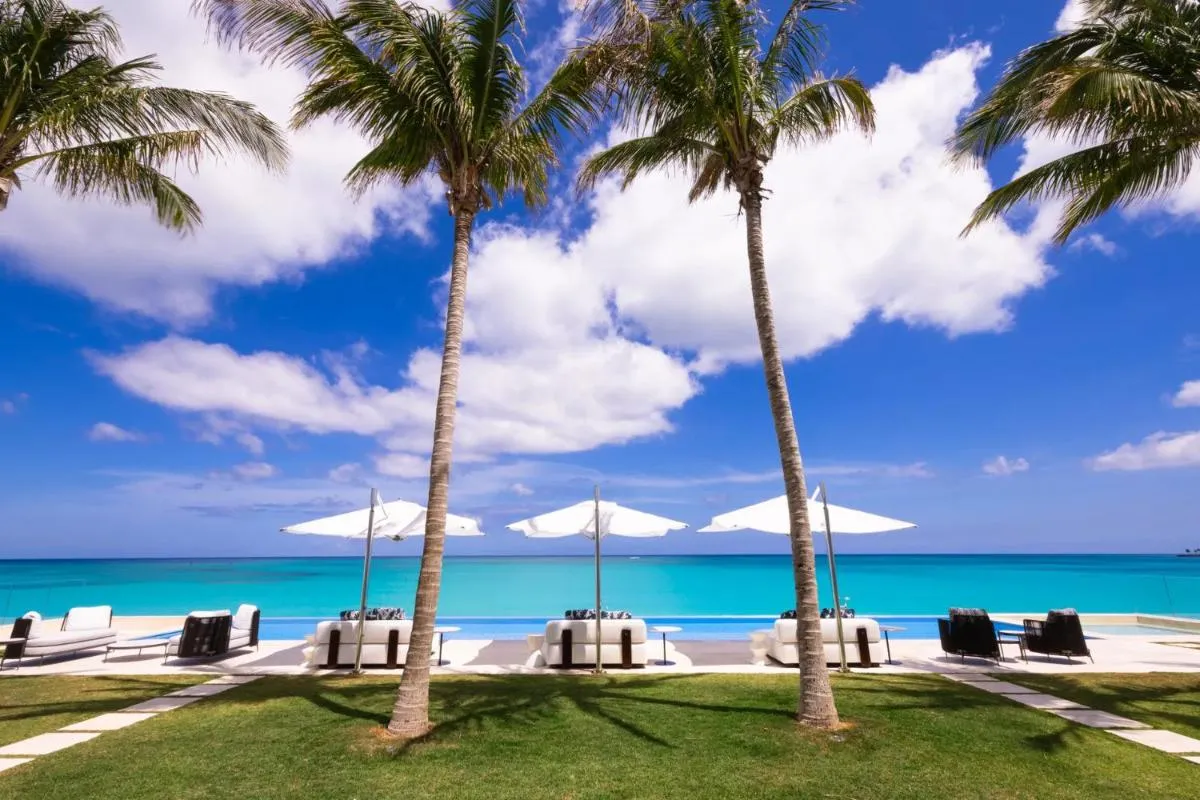 Image 5 of Exclusive Villa Blue Montana