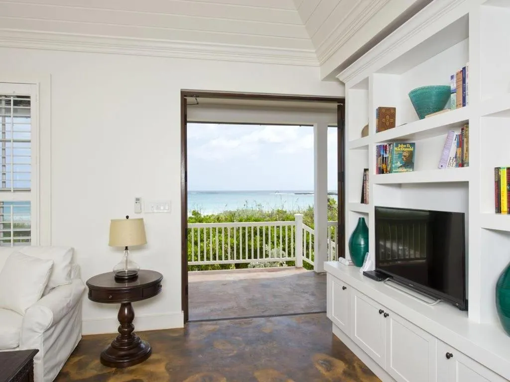 Image 6 of French Leave South Beach Bight II Villa home