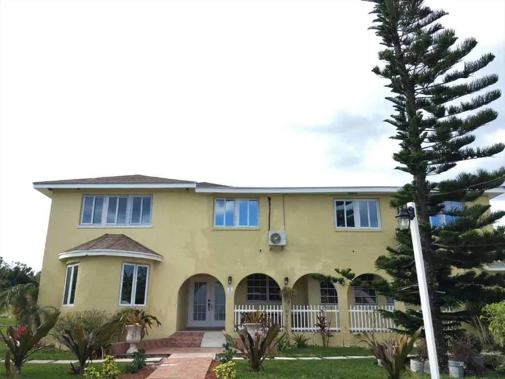 Image of Golden Palms House