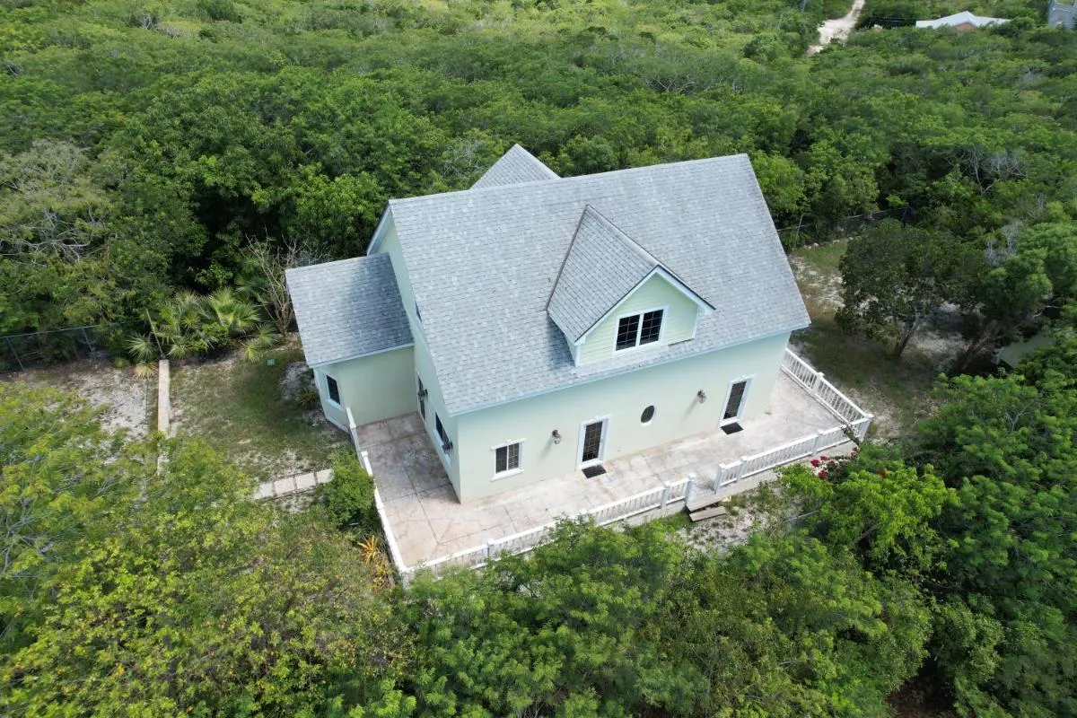Image 2 of Hidden Gem Exuma – KING BED master suite and central air