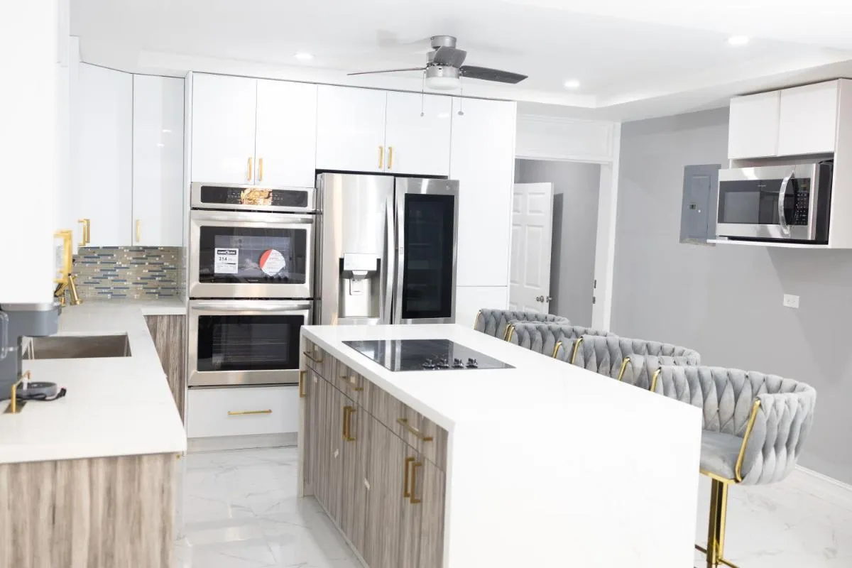 Image 3 of Island Haven Hideaway With Pool 4BR