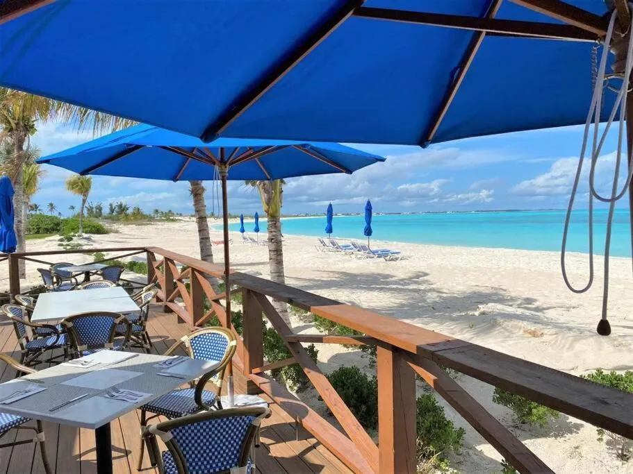 Image 2 of Luxury Bahama Beach Club with Golf Cart Included!