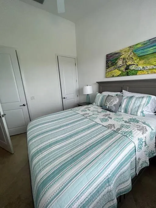 Image 6 of Luxury Bahama Beach Club with Golf Cart Included!