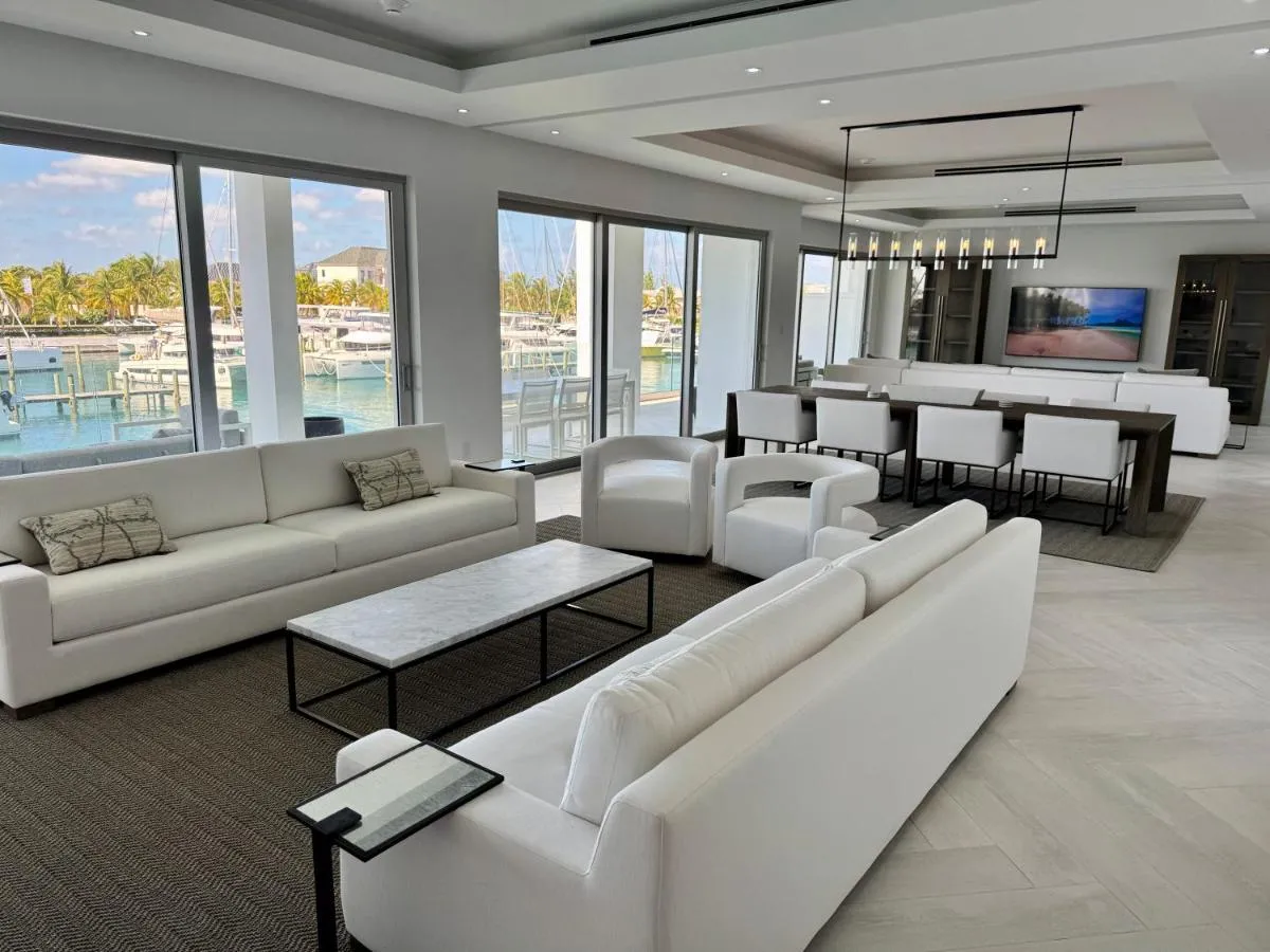 Image 1 of New Luxury Waterfront Condo, Palm Cay, The Bahamas
