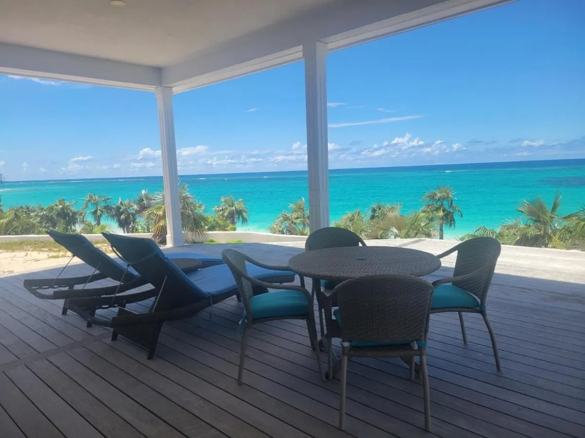 Image 1 of Pink Sands Point estate