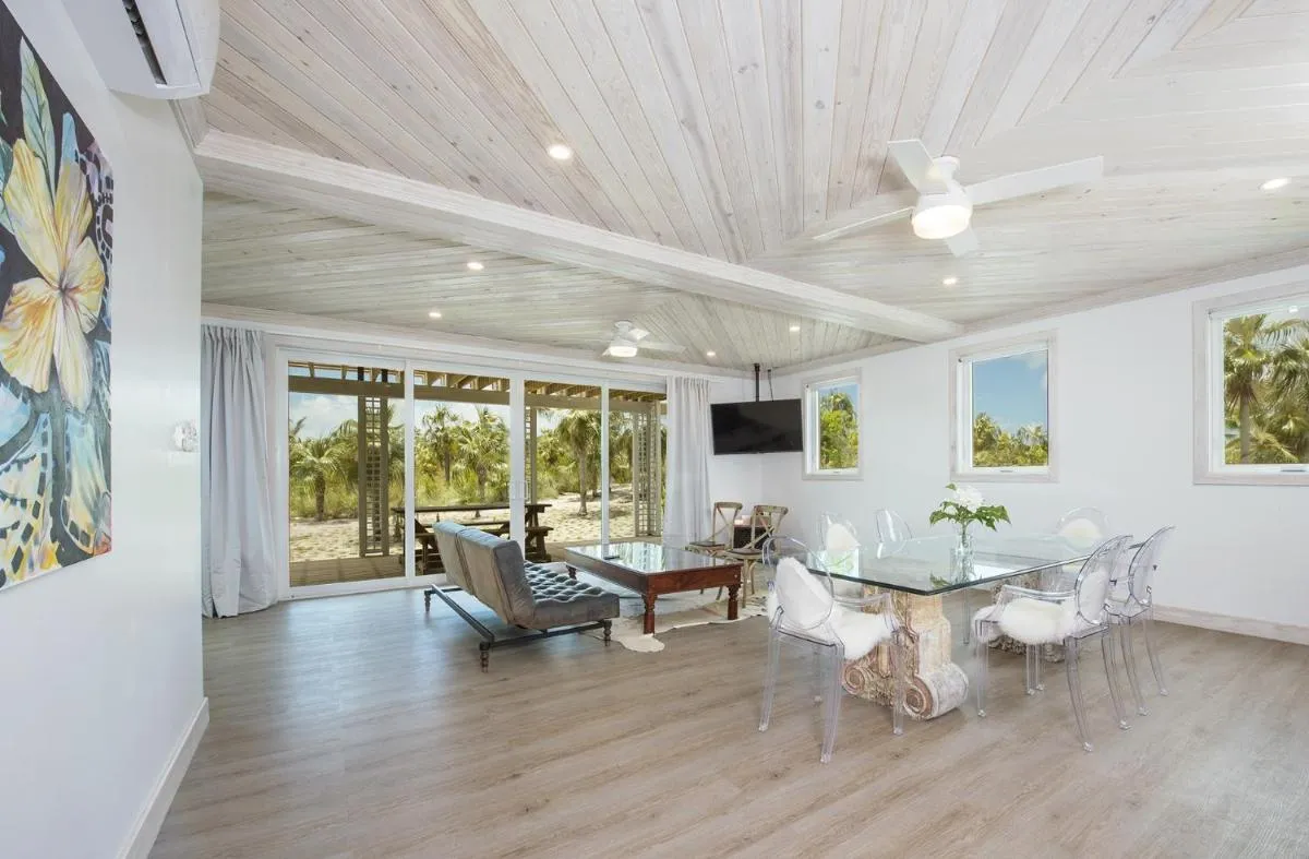 Image 5 of See Sea home