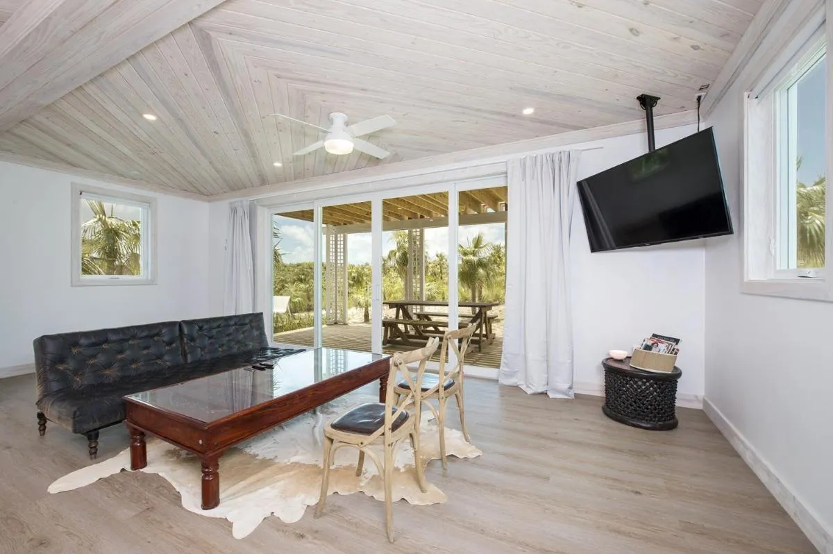 Image 6 of See Sea home