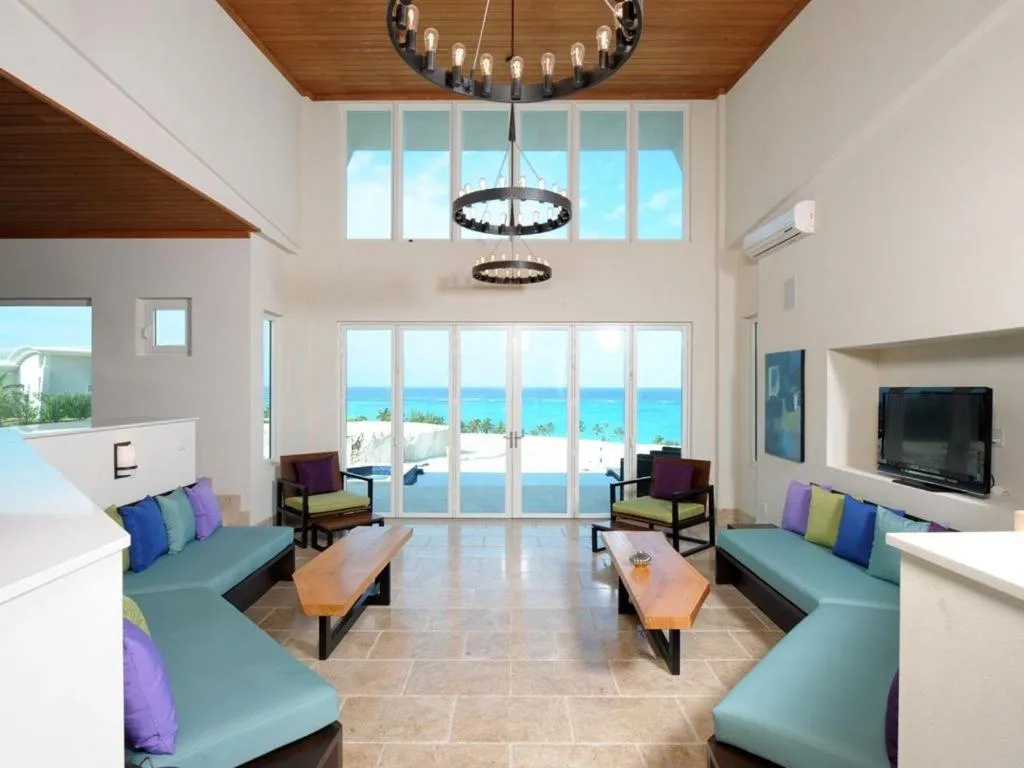 Image 2 of Sky Beach Club Villa Waterfall 2 home