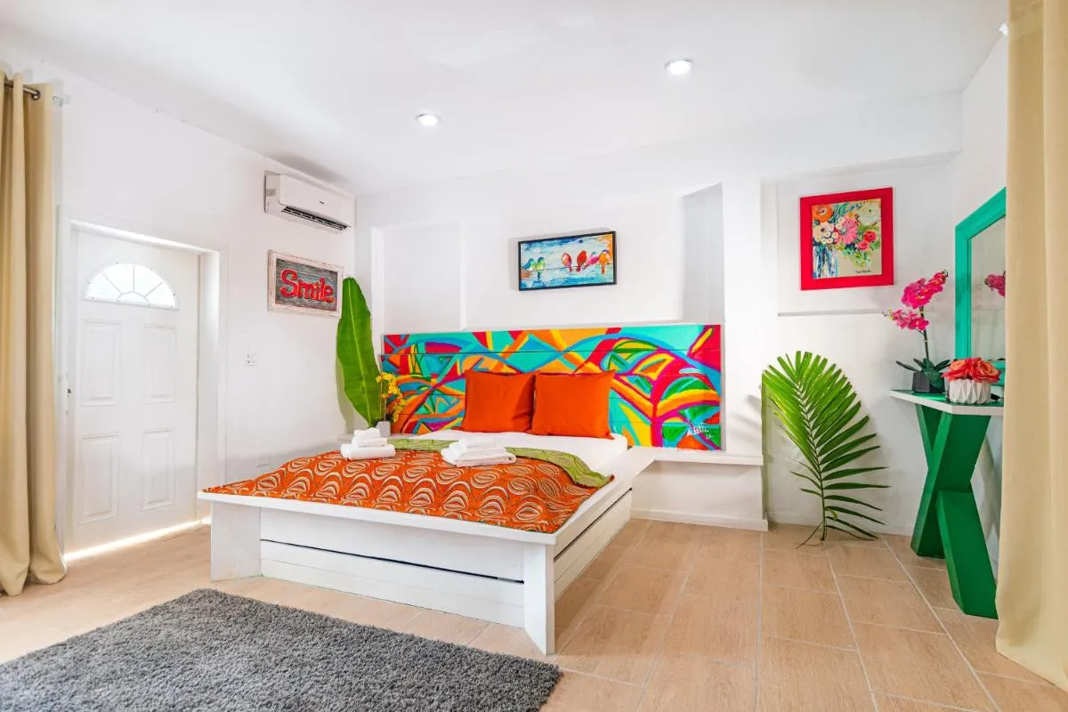 Image 2 of Studio 7 – Oceanfront Apartment