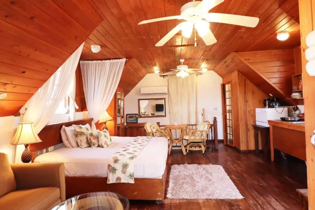 Image 5 of Suncrest House Cozy Suite