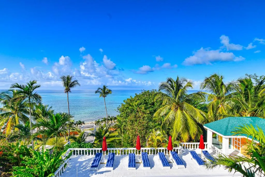 Image of Viking Hill Oceanfront Hostel & Resort
