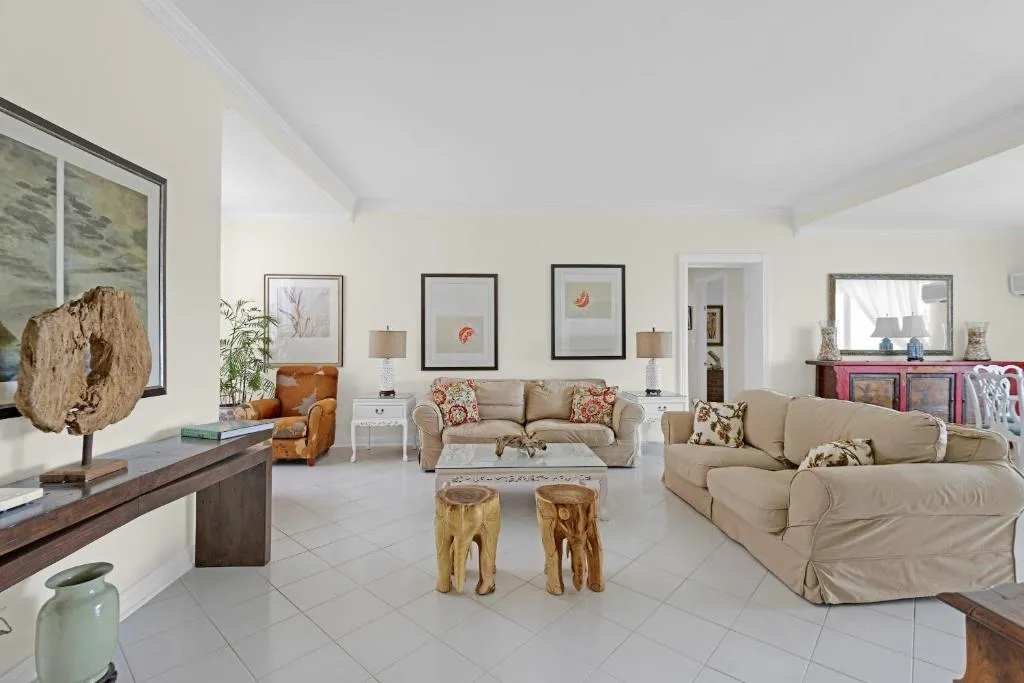Image of Wave Song – Stunning apartment on beach with pool